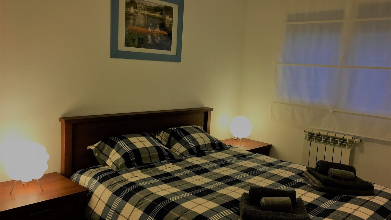 Photo of Bedroom in Sacavem
