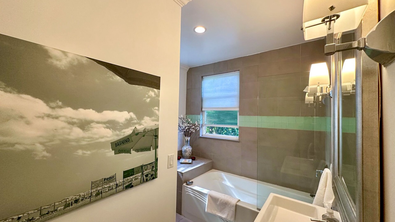 Photo of Bathroom in Sausalito