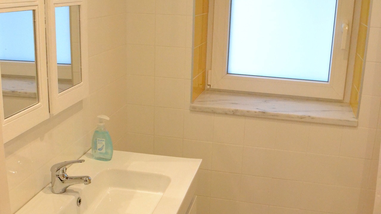 Photo of Bathroom in Alquerubim