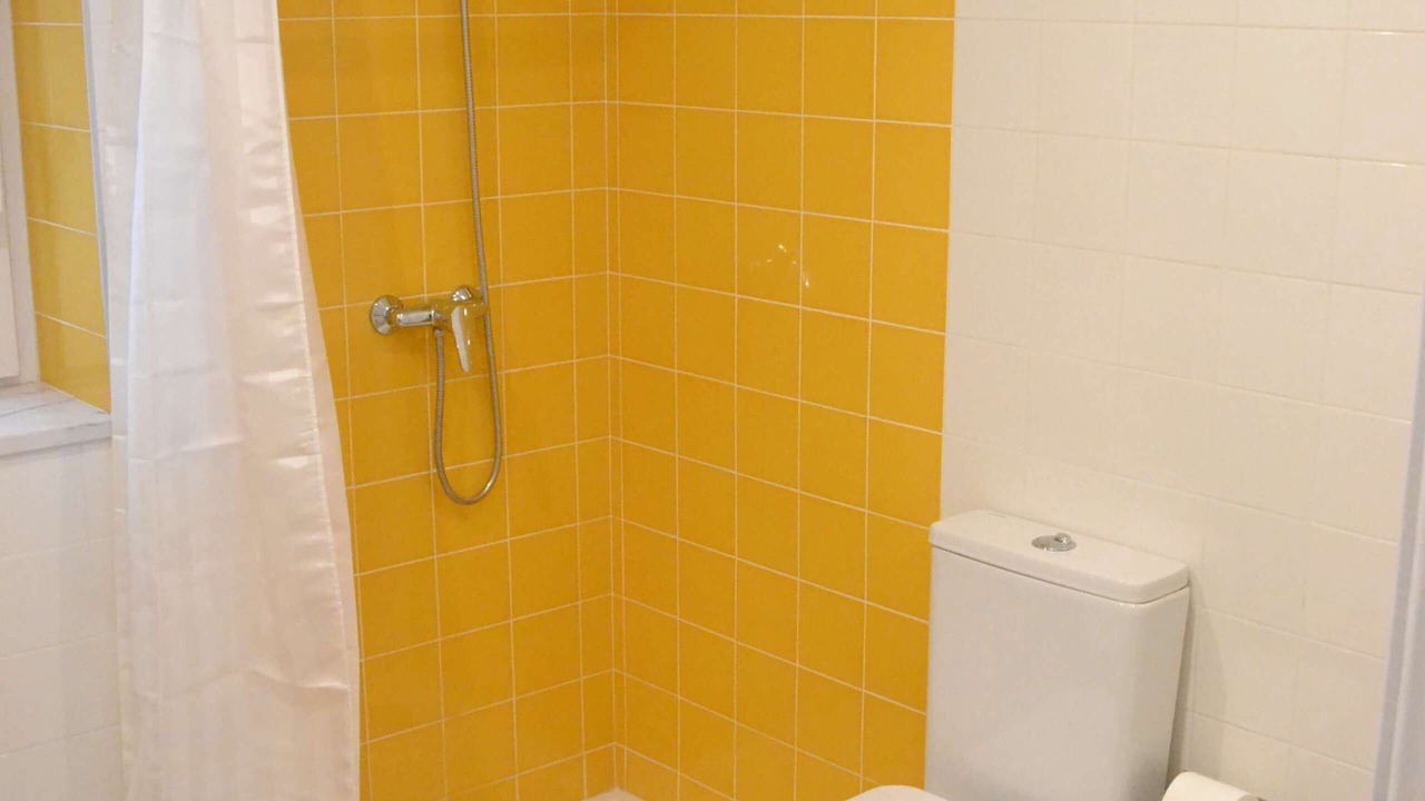 Photo of Bathroom in Alquerubim