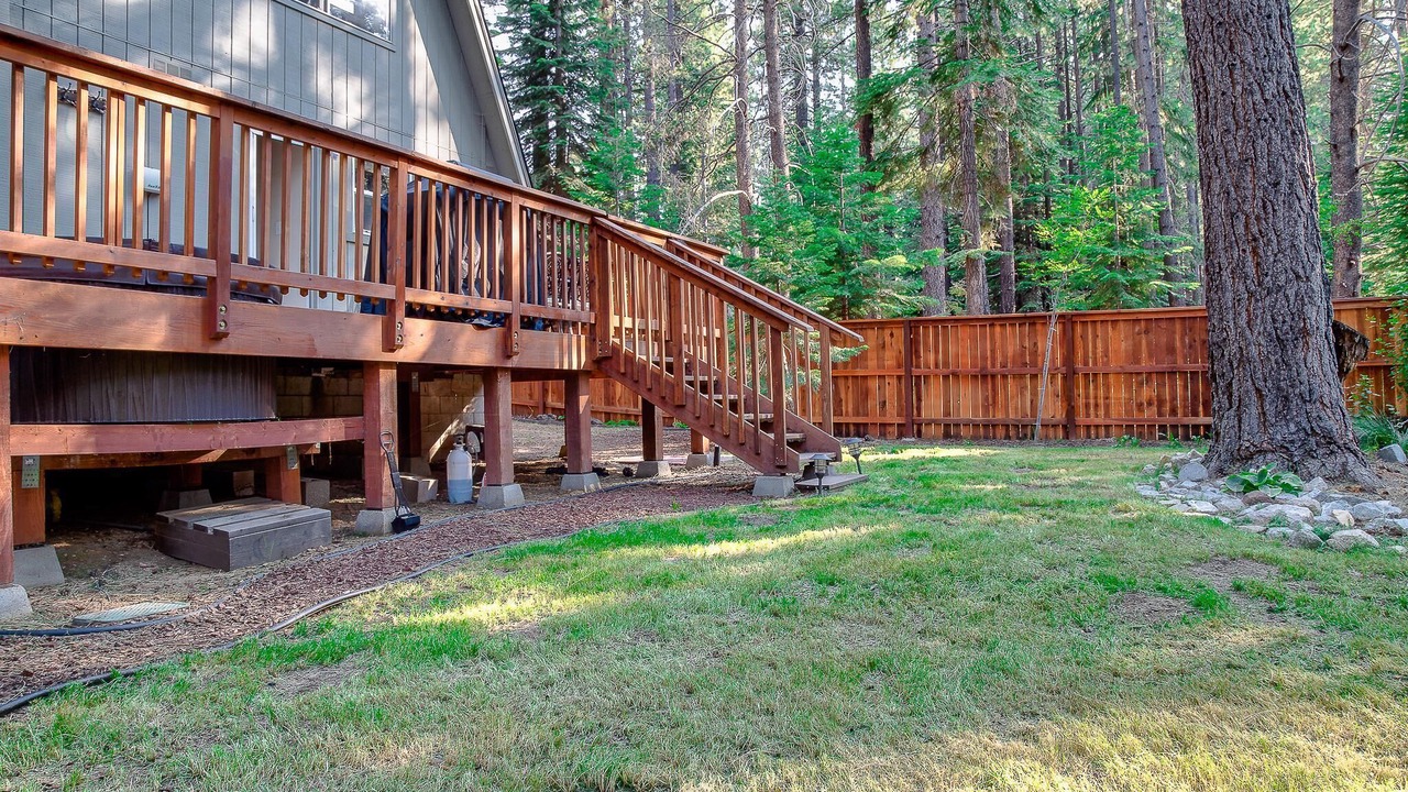 Photo of Outdoor in Pioneer Trail