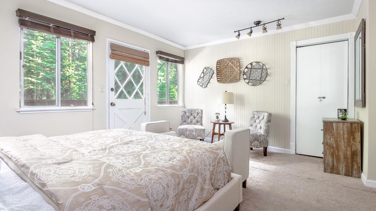 Photo of Bedroom in Pioneer Trail