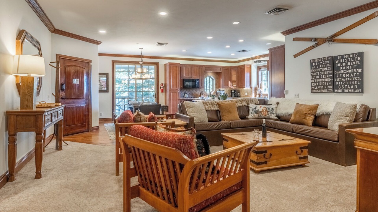 Photo of Livingroom in Mammoth Lakes