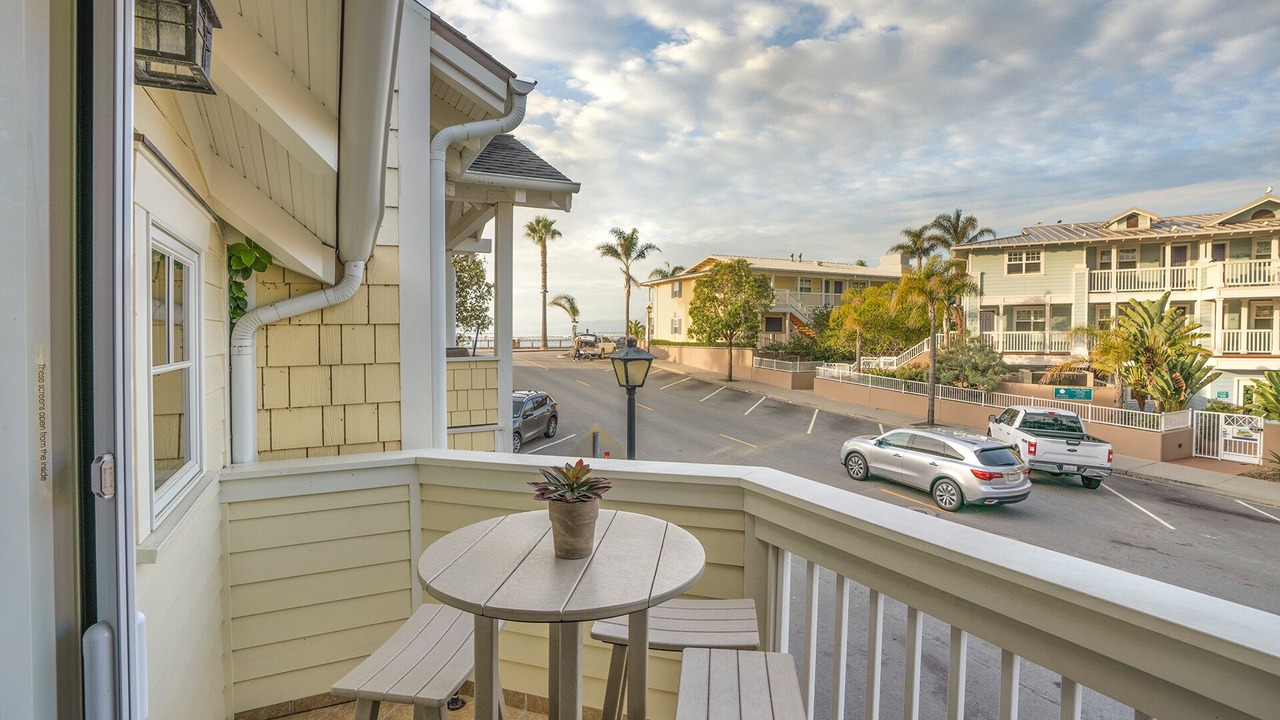 Photo of Patio Balcony in Avila Beach