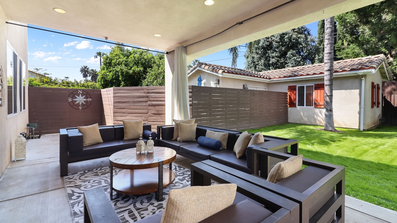 Photo of Patio Balcony in Sherman Oaks