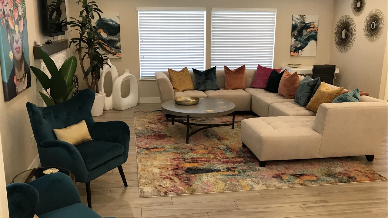 Photo of Livingroom in Canyon Gate
