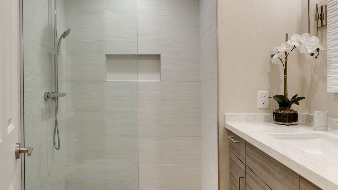 Photo of Bathroom in Canyon Gate