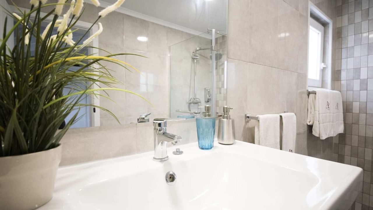 Photo of Bathroom in Grandola