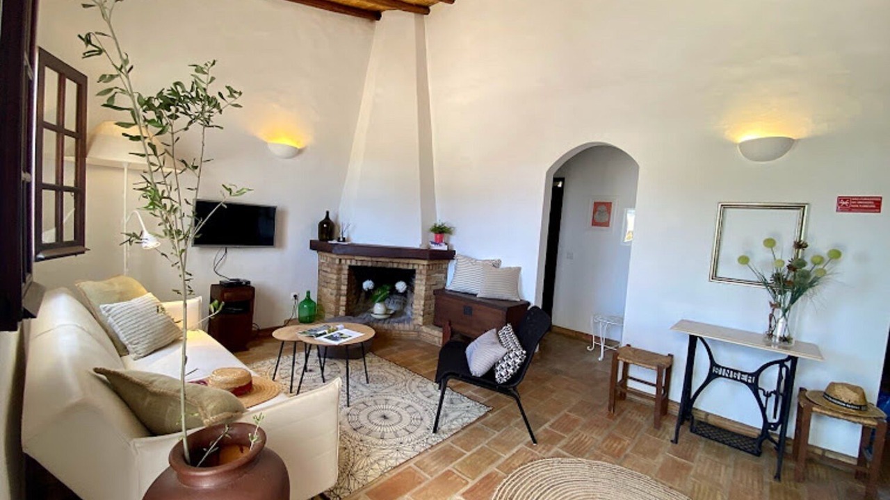 Photo of Livingroom in Alfeicao