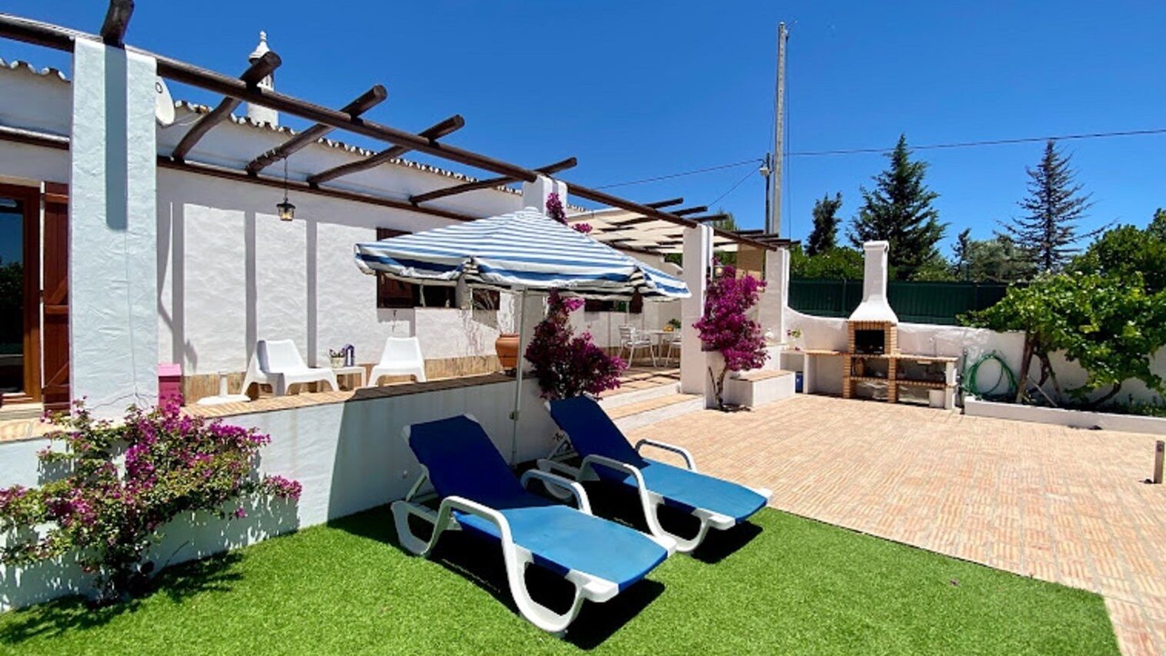Photo of Patio Balcony in Alfeicao