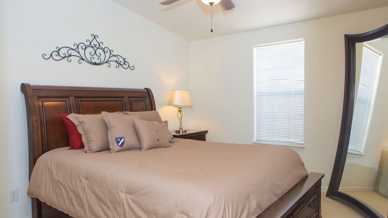 Photo of Bedroom in Parker Strip