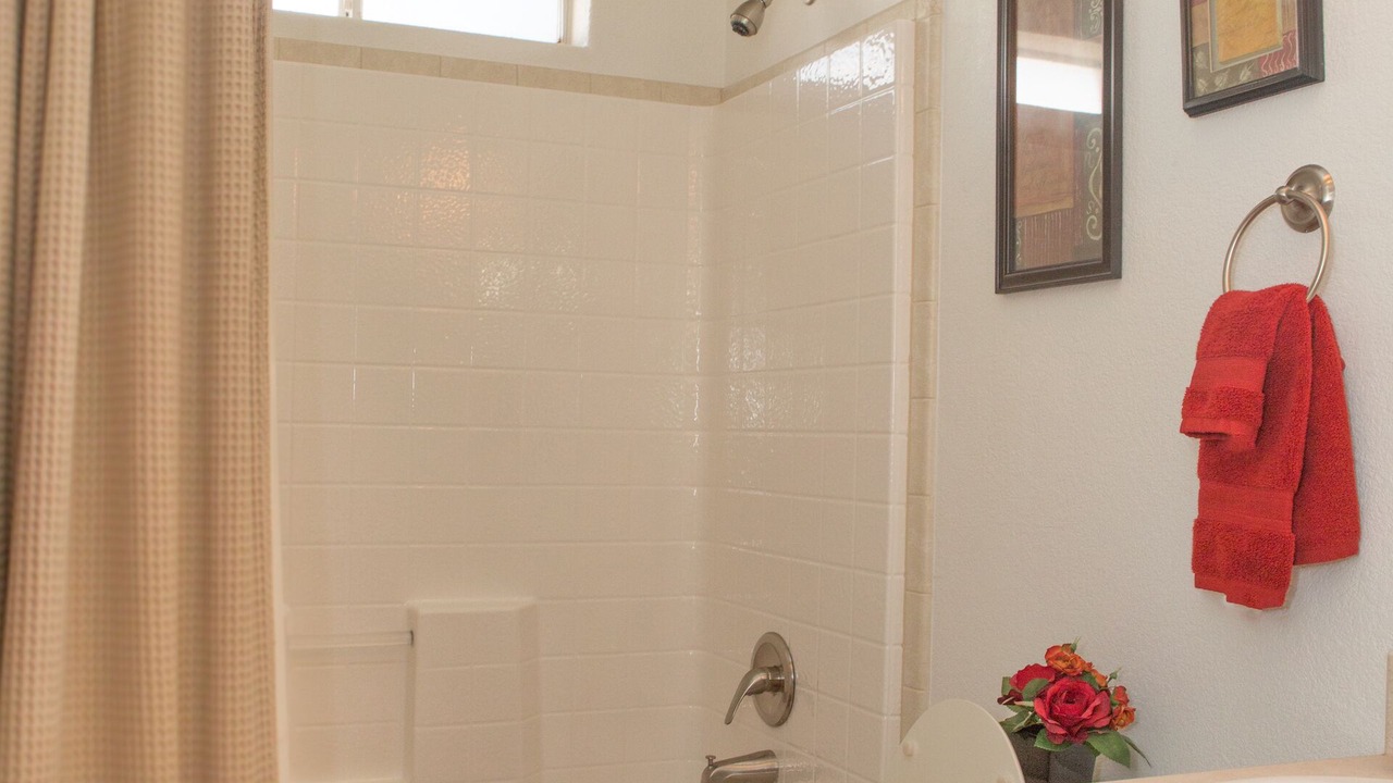 Photo of Bathroom in Parker Strip