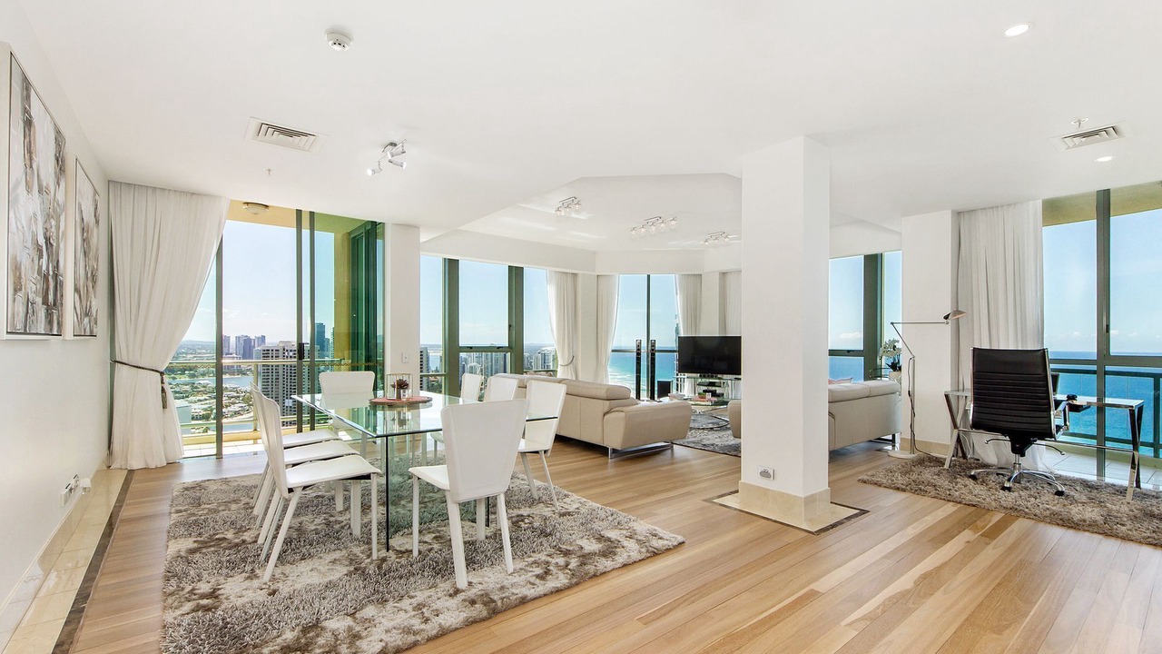 Photo of Others in Surfers Paradise