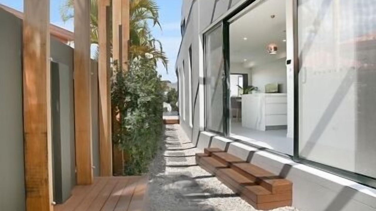 Photo of Outdoor in Broadbeach Waters