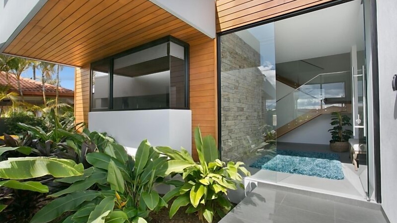 Photo of Outdoor in Broadbeach Waters