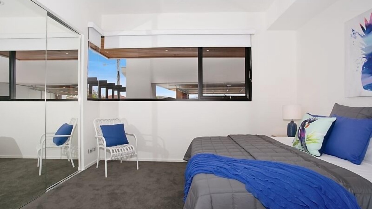 Photo of Bedroom in Broadbeach Waters