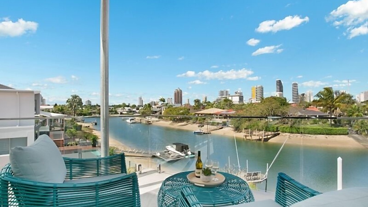 Photo of Patio Balcony in Broadbeach Waters