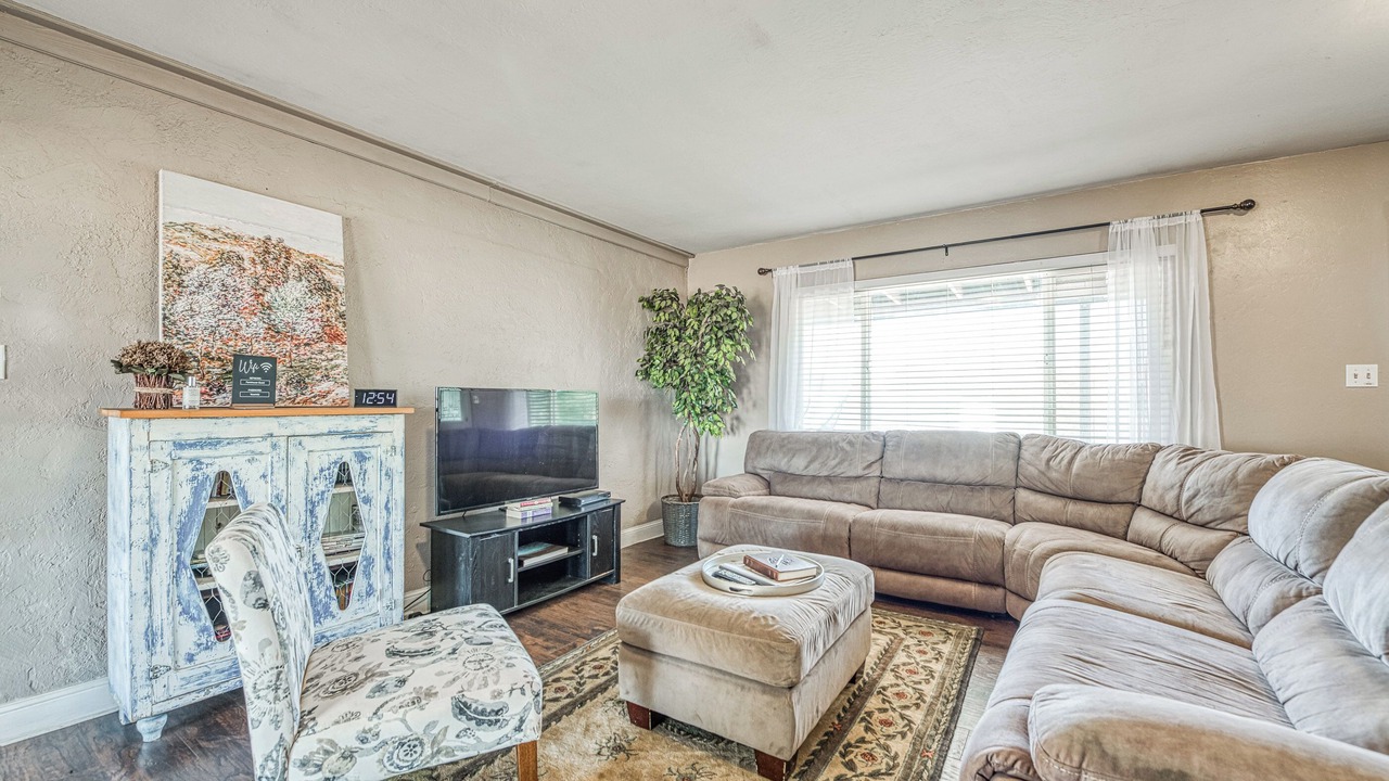 Photo of Livingroom in Coarsegold