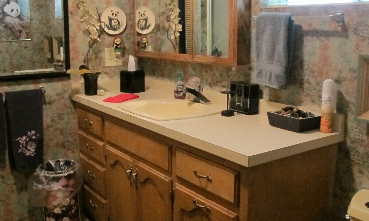 Photo of Bathroom in Idyllwild