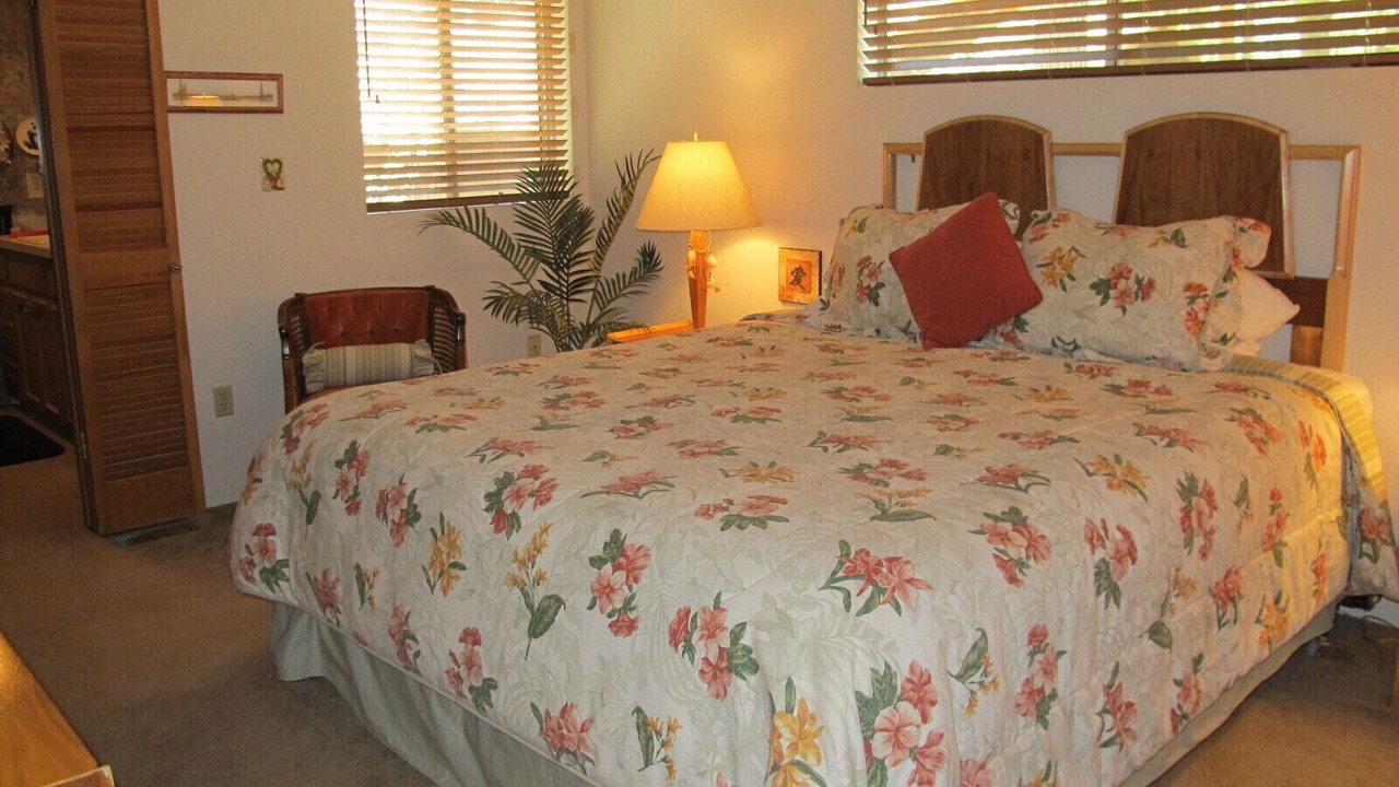 Photo of Bedroom in Idyllwild