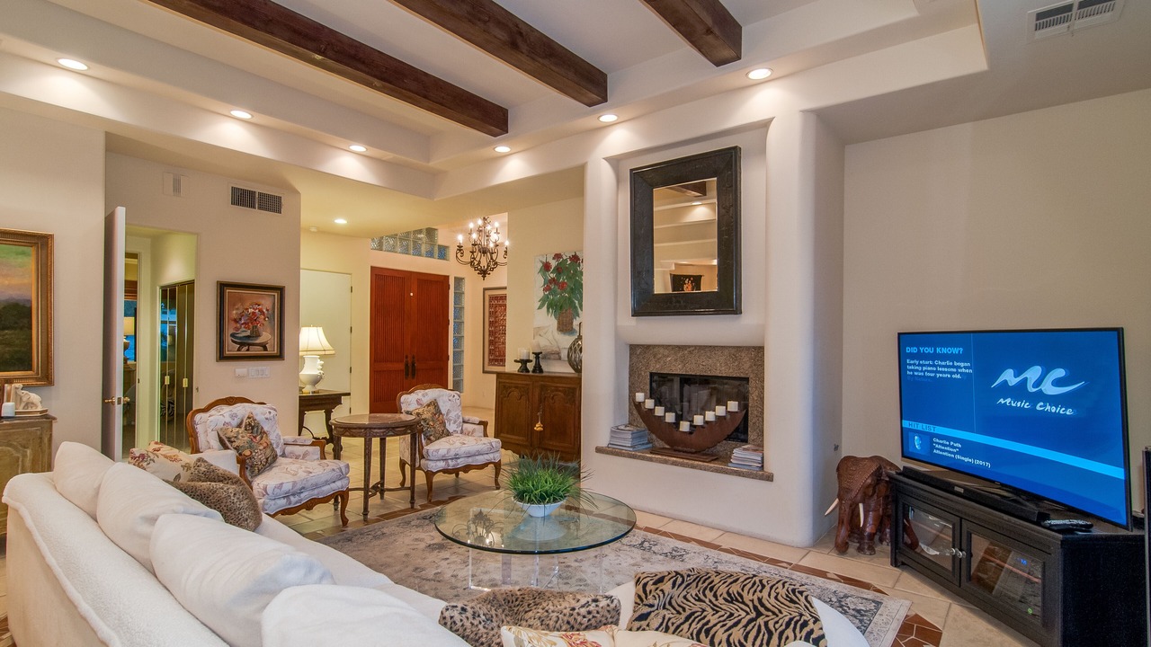 Photo of Livingroom in Palm Desert