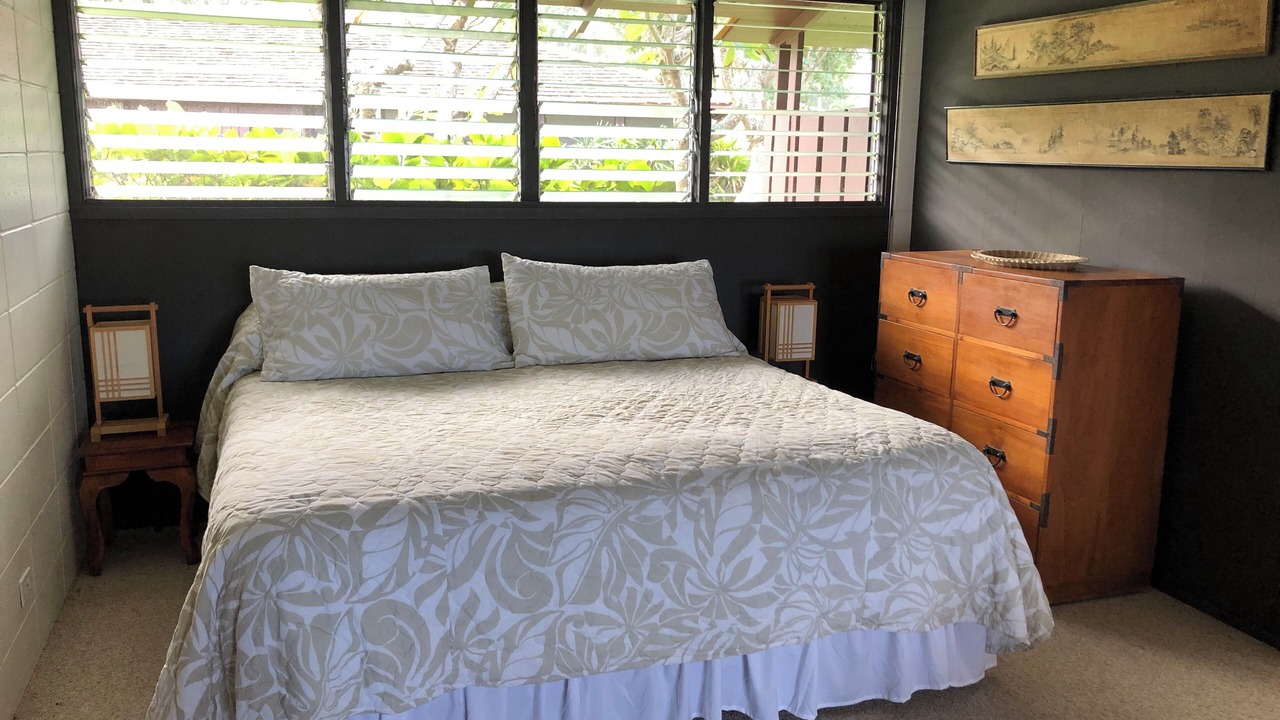 Photo of Bedroom in Waialua