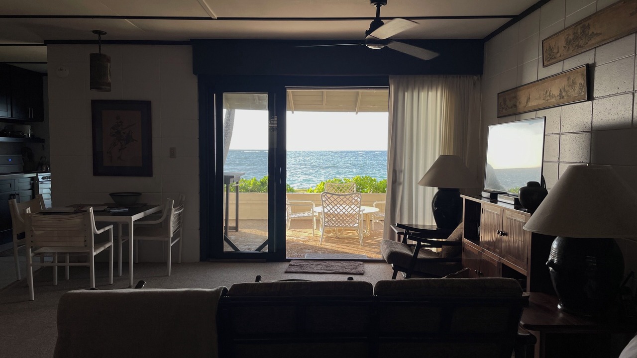 Photo of Livingroom in Waialua