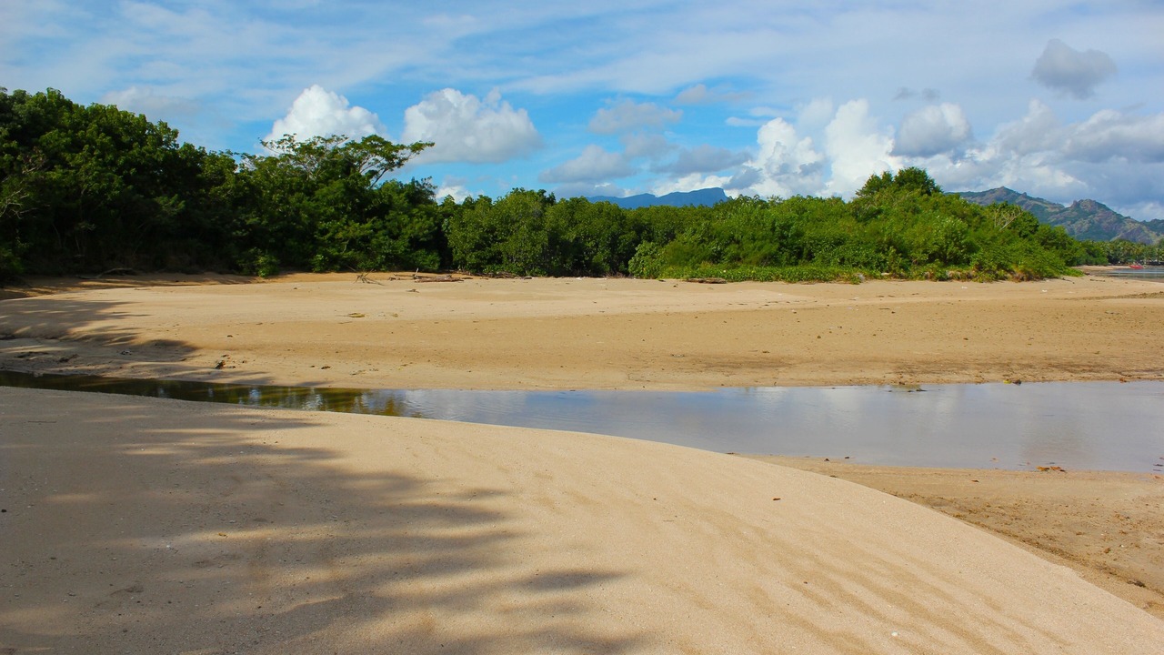 Photo of Others in Sapphire Bay