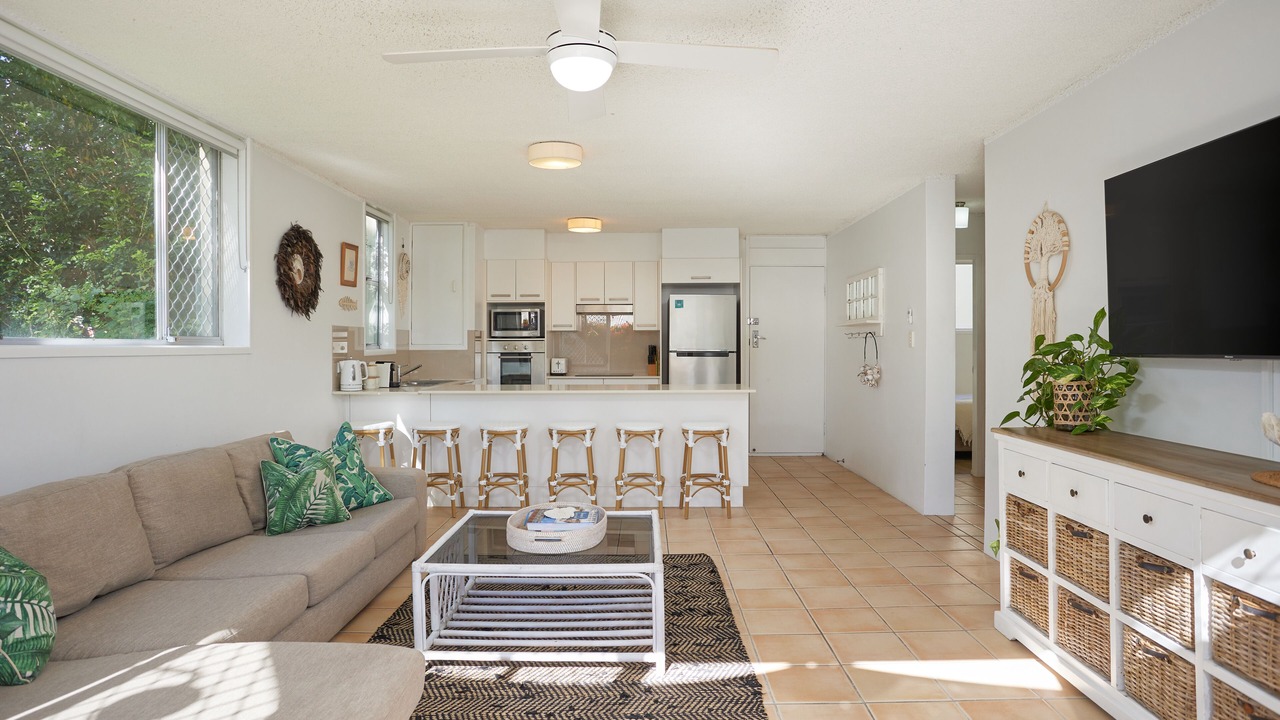 Photo of Livingroom in Burleigh Heads