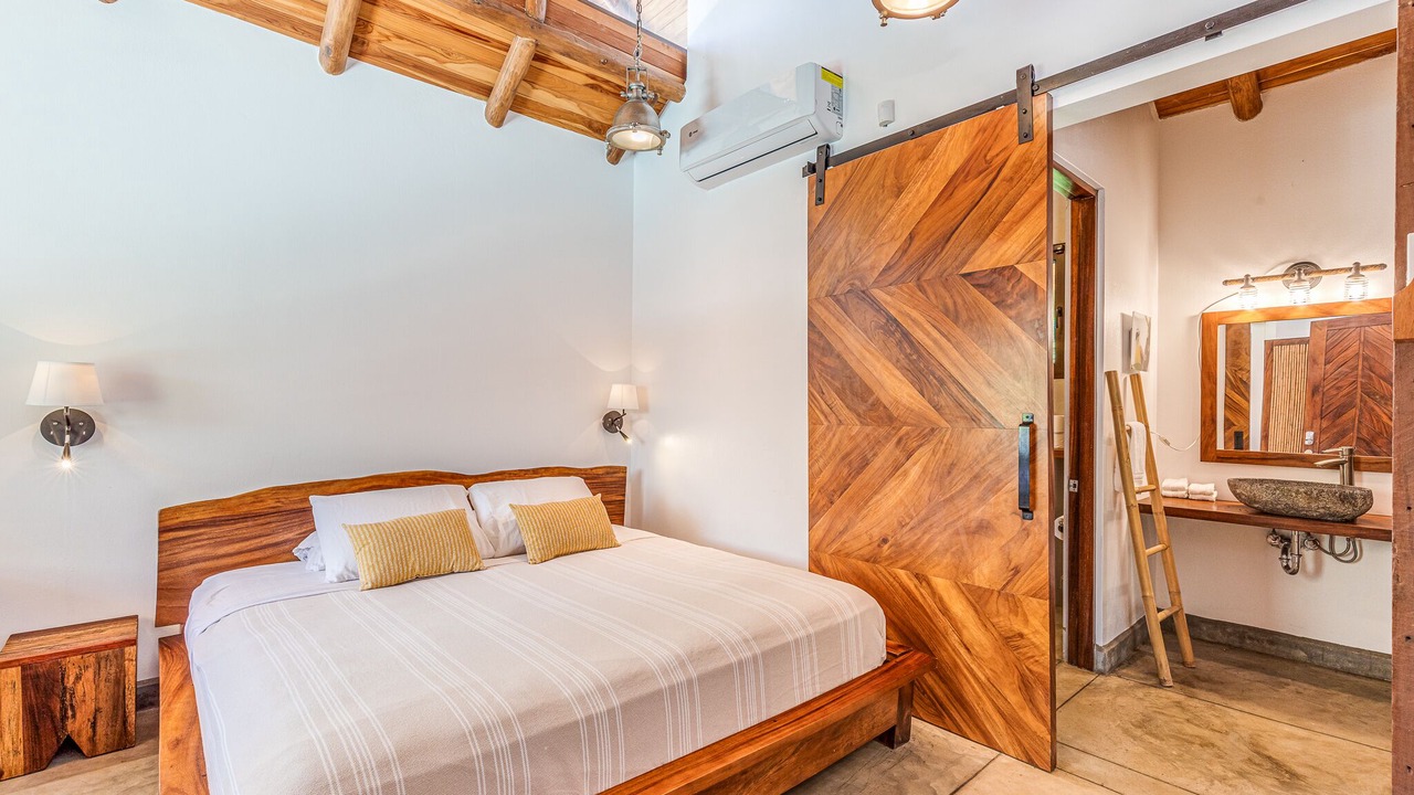 Photo of Bedroom in Playa Guiones