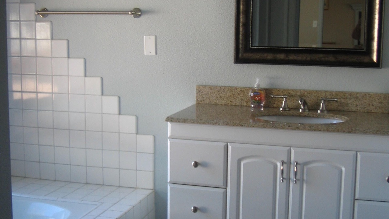 Photo of Bathroom in Callender