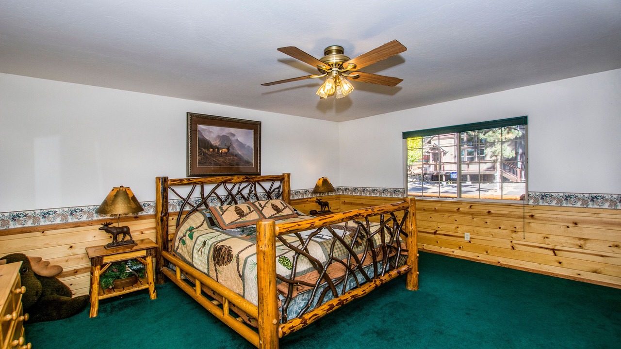 Photo of Bedroom in Upper Moonridge