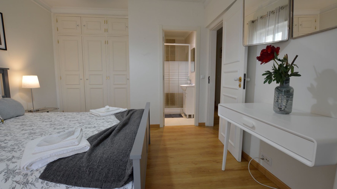 Photo of Bedroom in Cascais