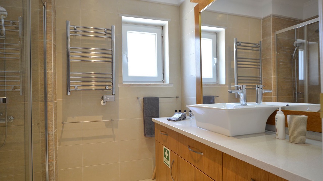 Photo of Bathroom in Cascais
