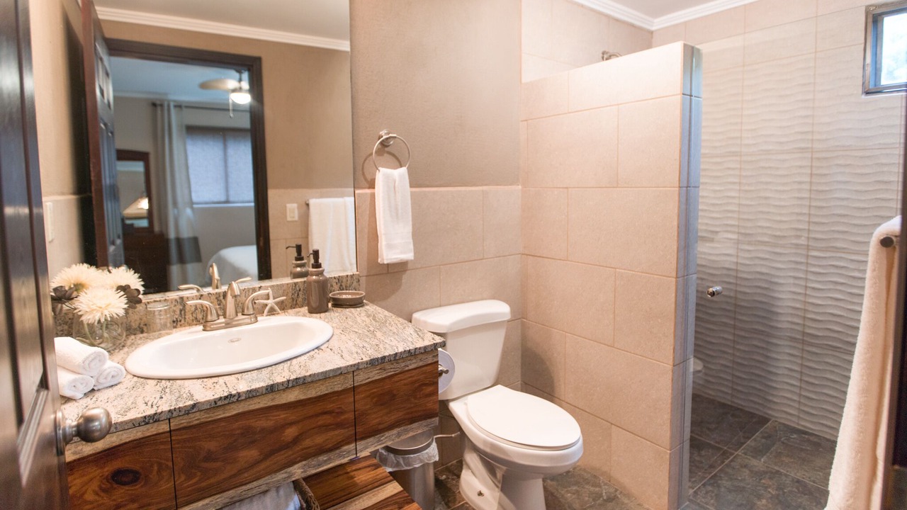 Photo of Bathroom in Tamarindo