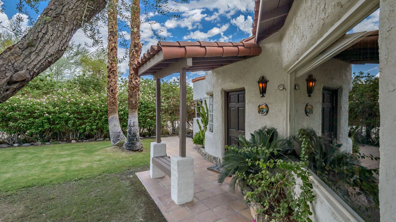 Photo of Patio Balcony in La Quinta Cove
