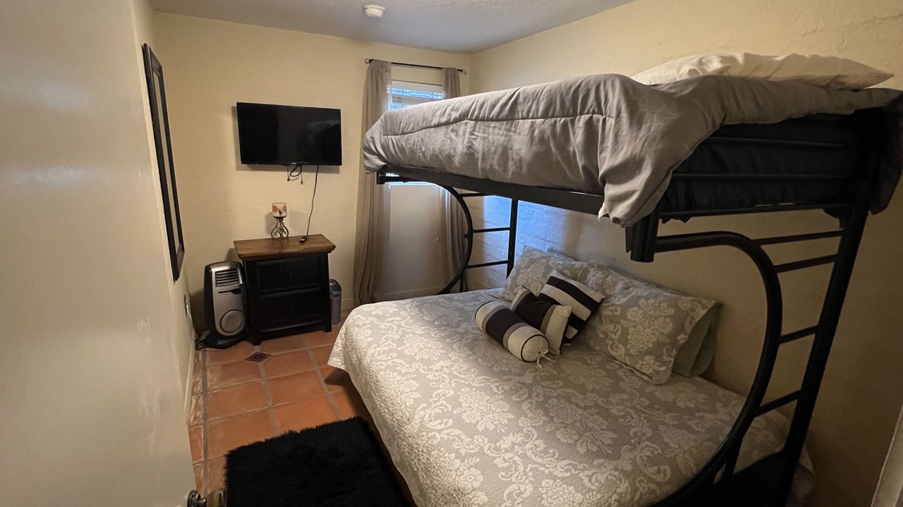 Photo of Bedroom in La Quinta Cove