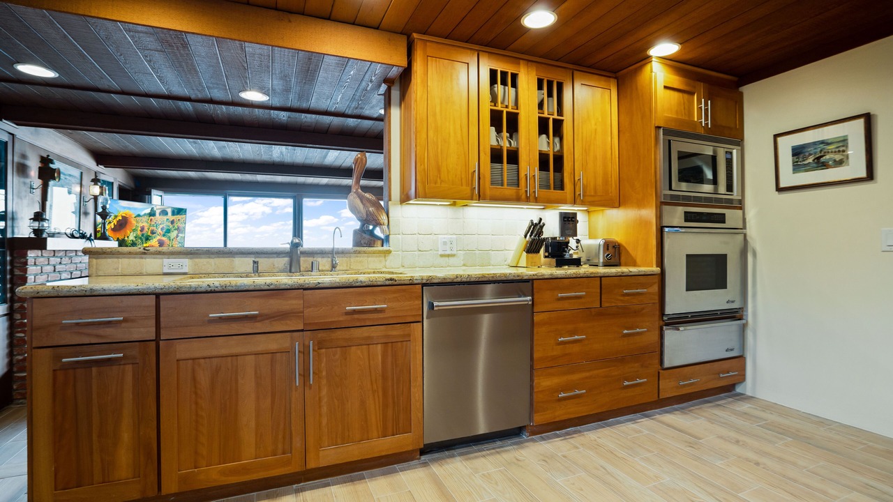 Photo of Kitchen in Central Malibu