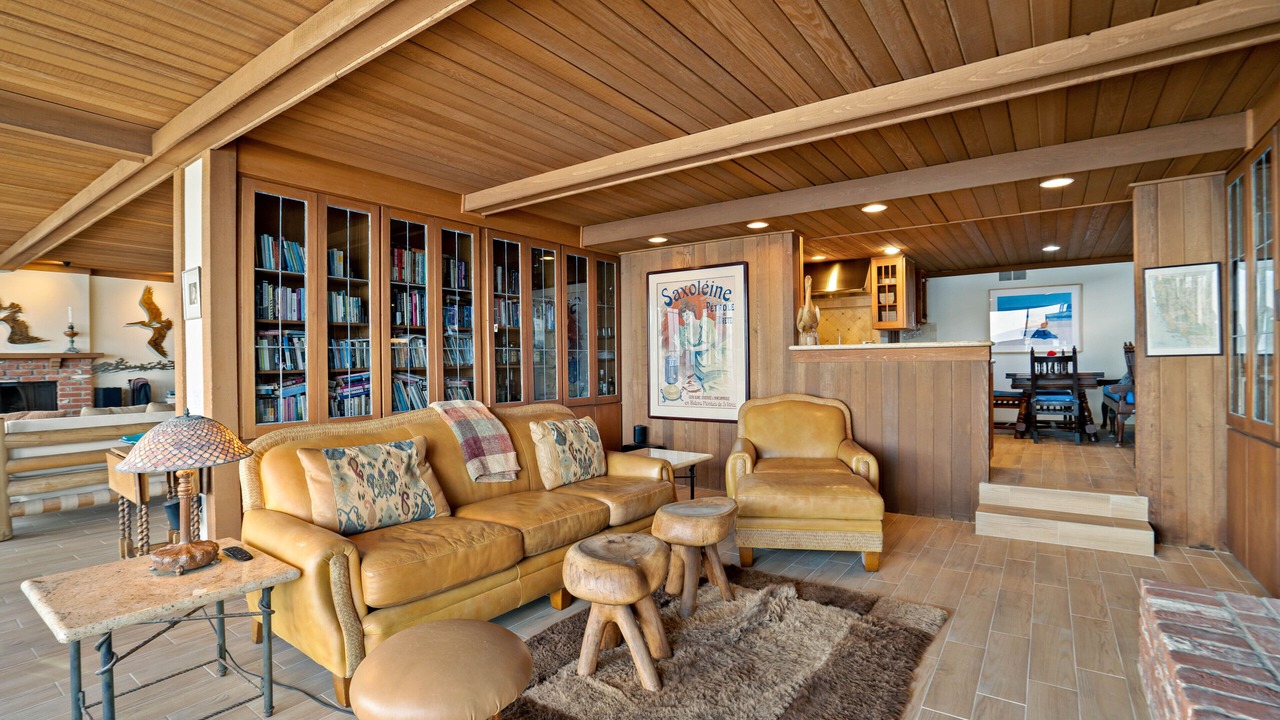 Photo of Bedroom in Central Malibu