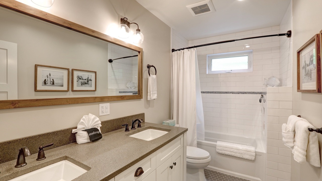 Photo of Bathroom in Avila Beach