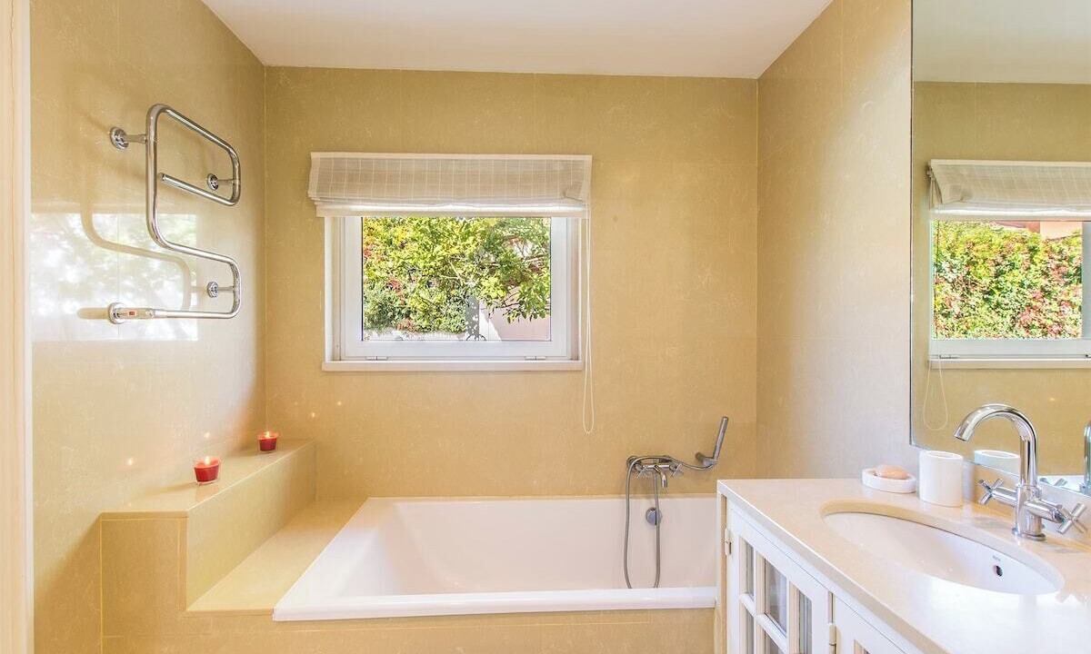 Photo of Bathroom in Belverde