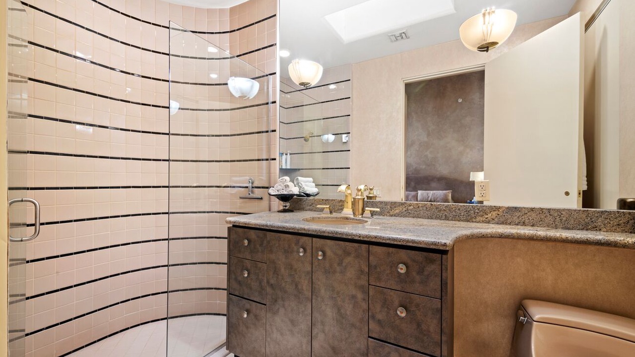Photo of Bathroom in La Quinta