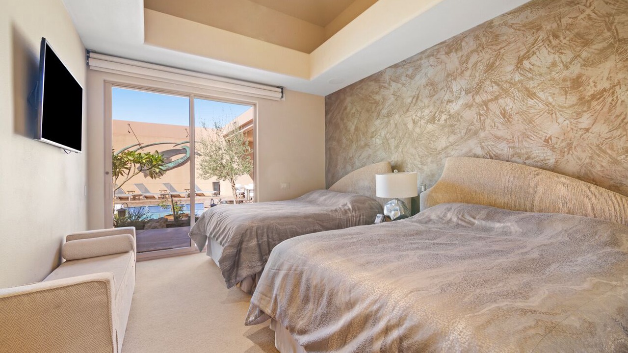 Photo of Bedroom in La Quinta