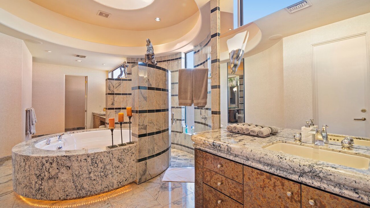 Photo of Bathroom in La Quinta