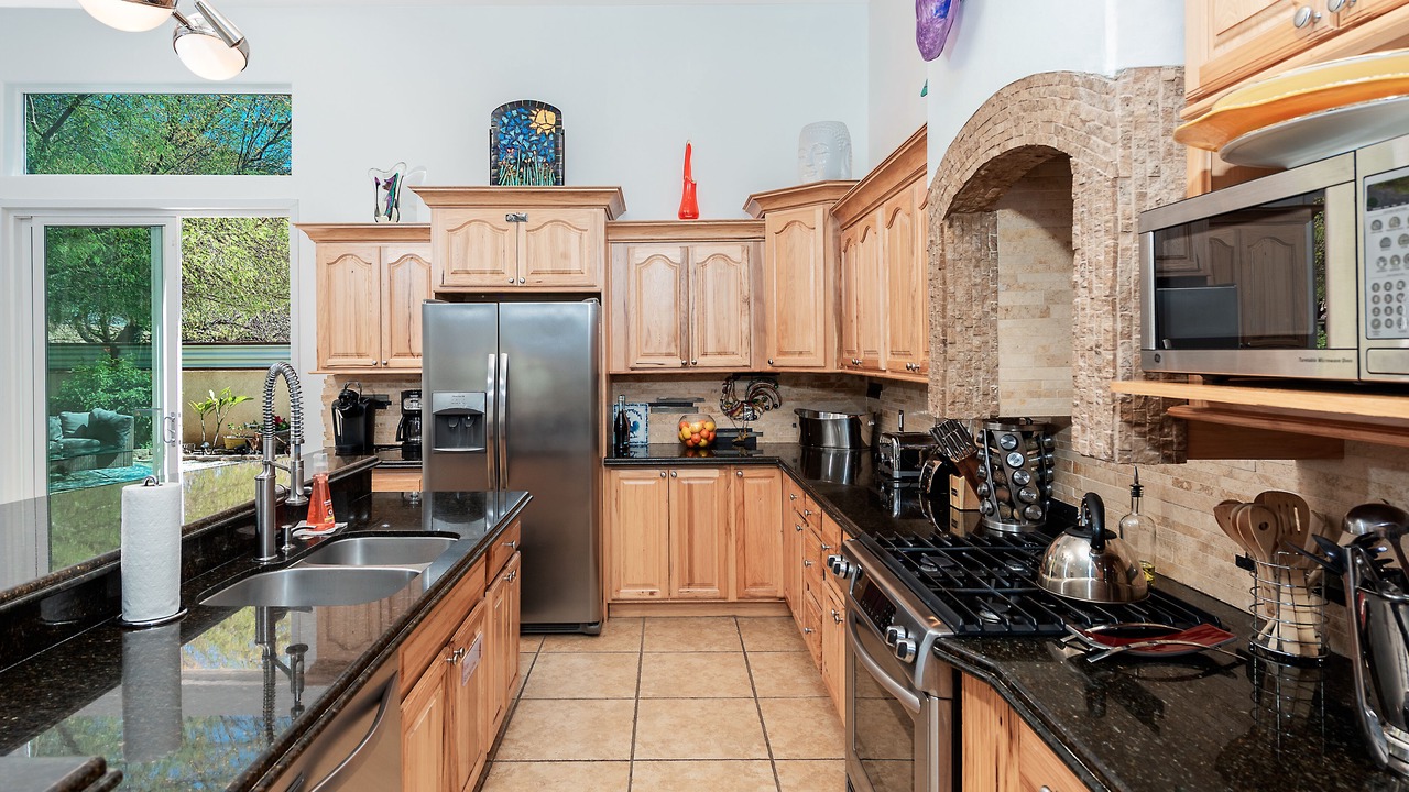 Photo of Kitchen in Racquet Club South