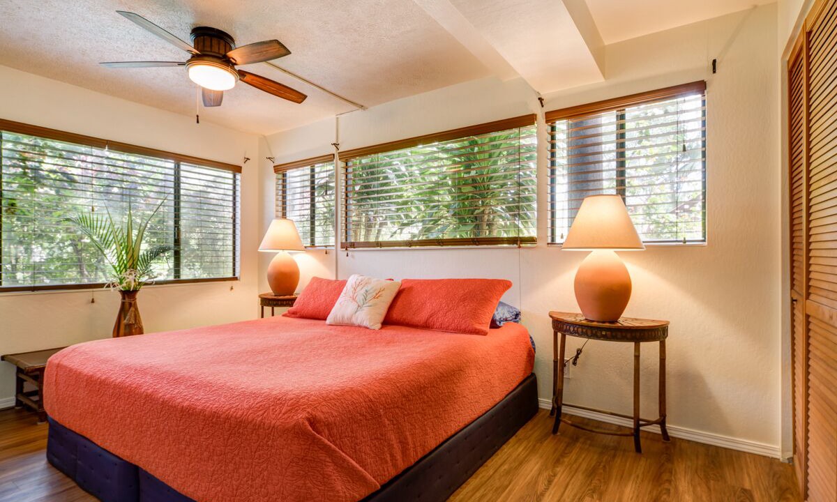 Photo of Bedroom in Mokuleia