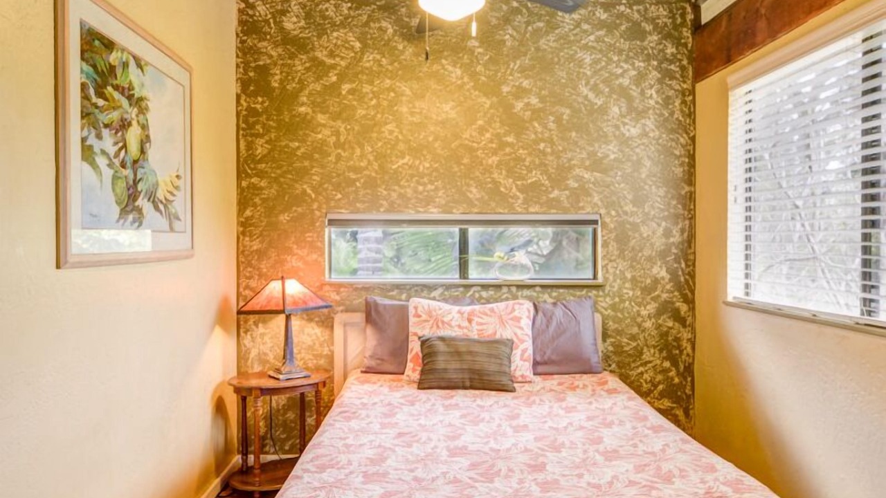 Photo of Bedroom in Mokuleia