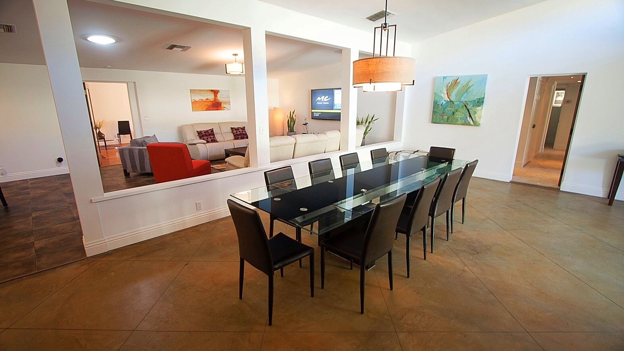 Photo of Livingroom in Tahquitz River Estates