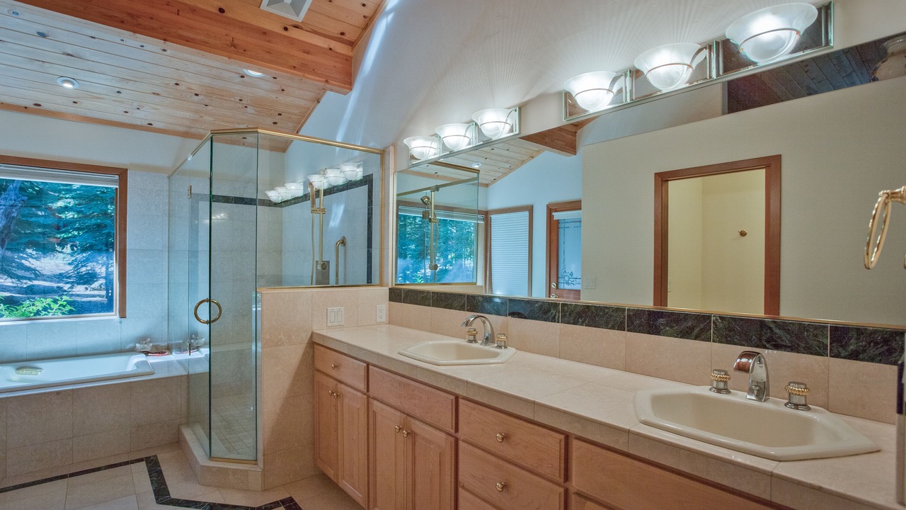 Photo of Bathroom in Truckee