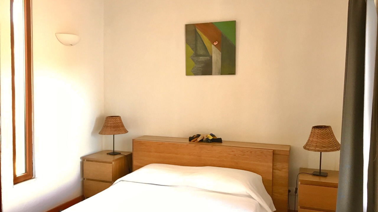 Photo of Bedroom in Costa de Caparica